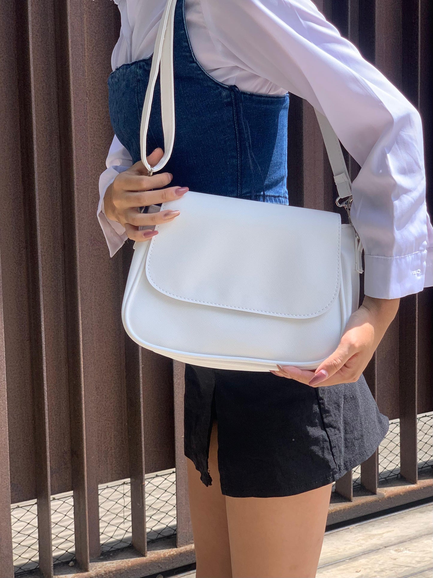 Crossbody white